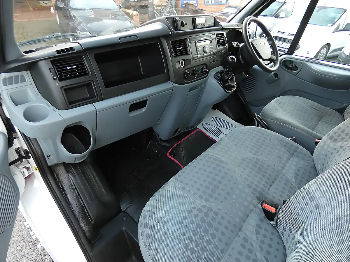 Used 2013 Ford Transit Double Cab Caged Tipper White - Interior and Exterior details 15