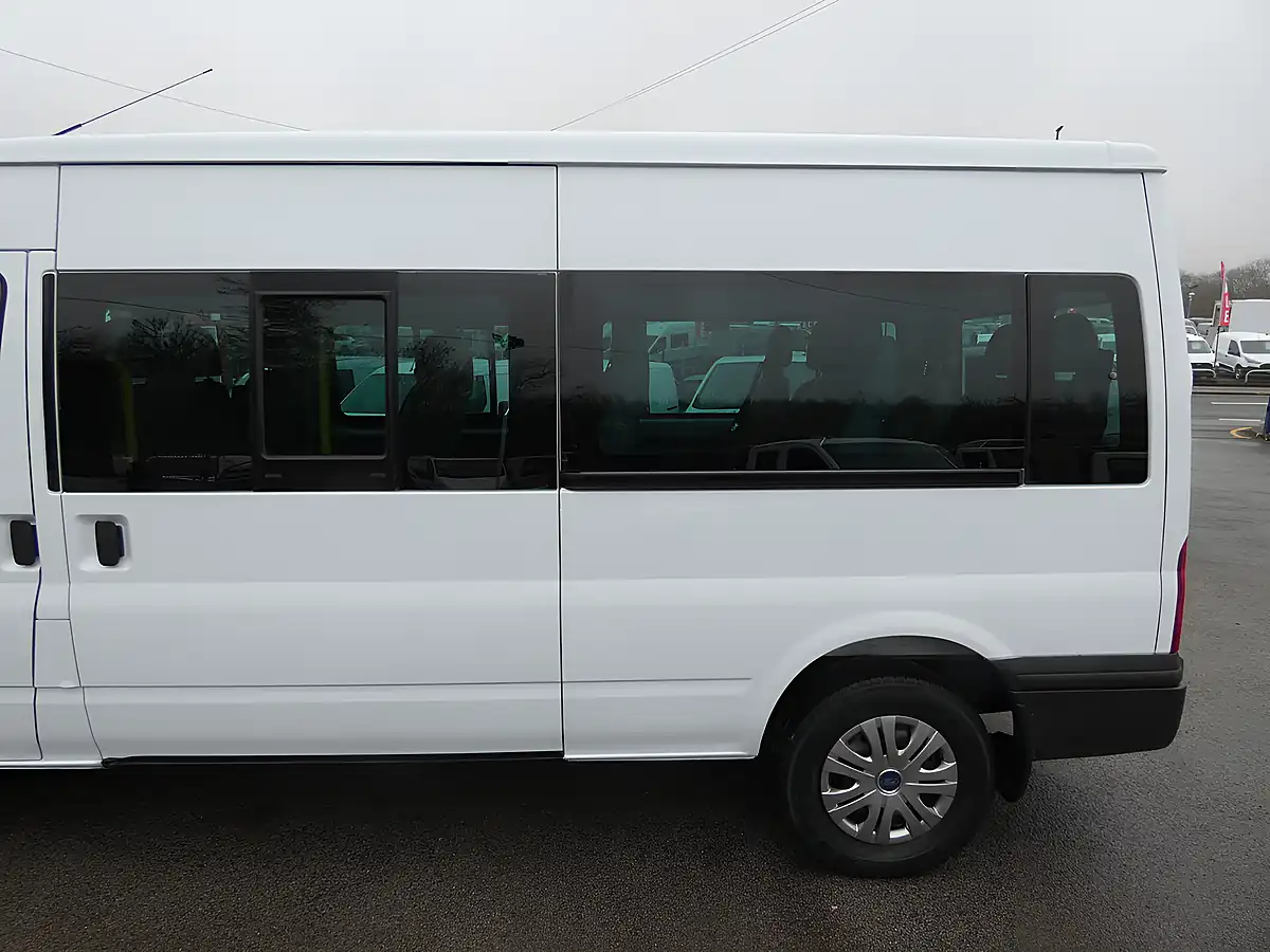 Used 2013 Ford Transit T350 14 Seater Minibus White - Interior and Exterior details 13