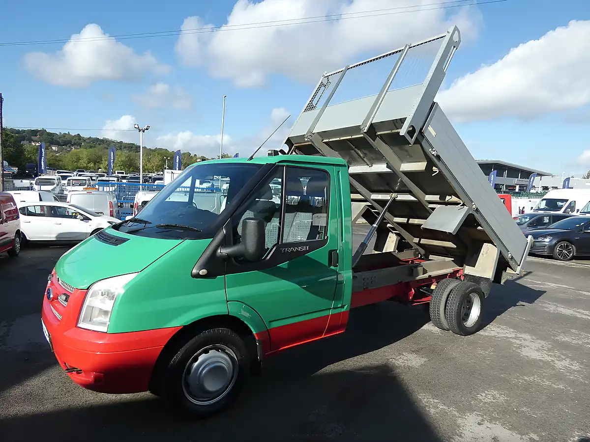 Used 2013 Ford Transit Tipper Green - Interior and Exterior details 11