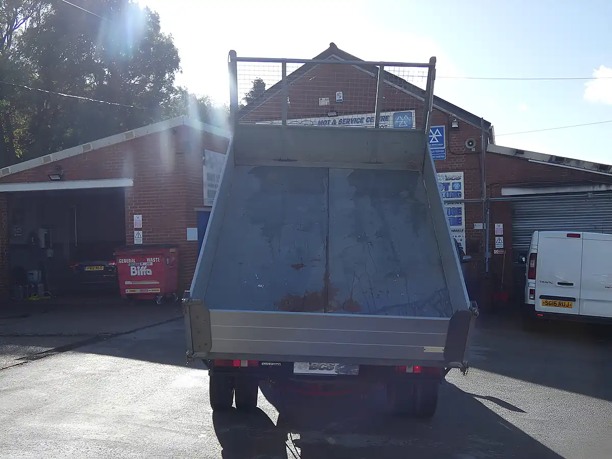 Used 2013 Ford Transit Tipper Green - Interior and Exterior details 12