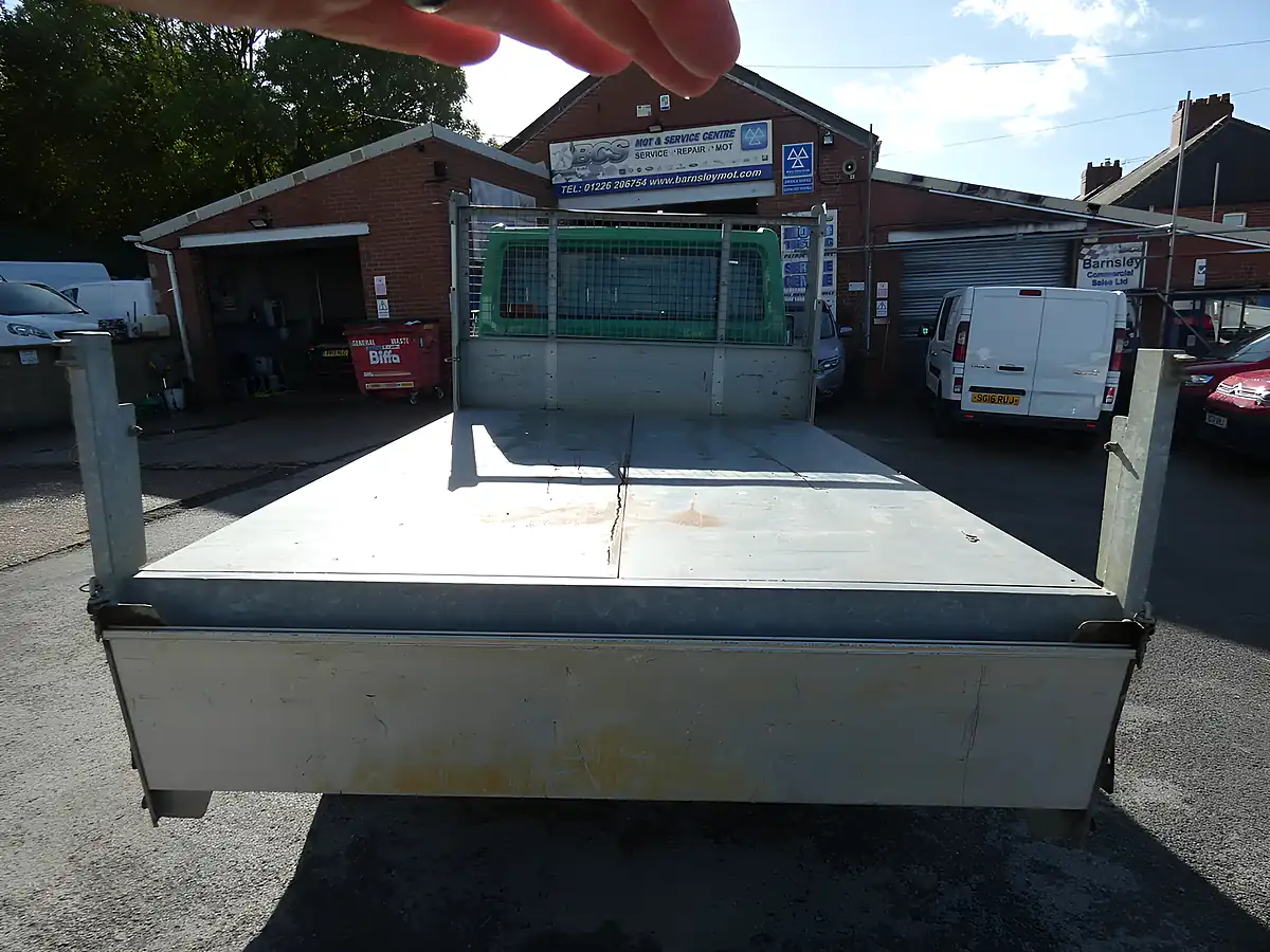 Used 2013 Ford Transit Tipper Green - Interior and Exterior details 3