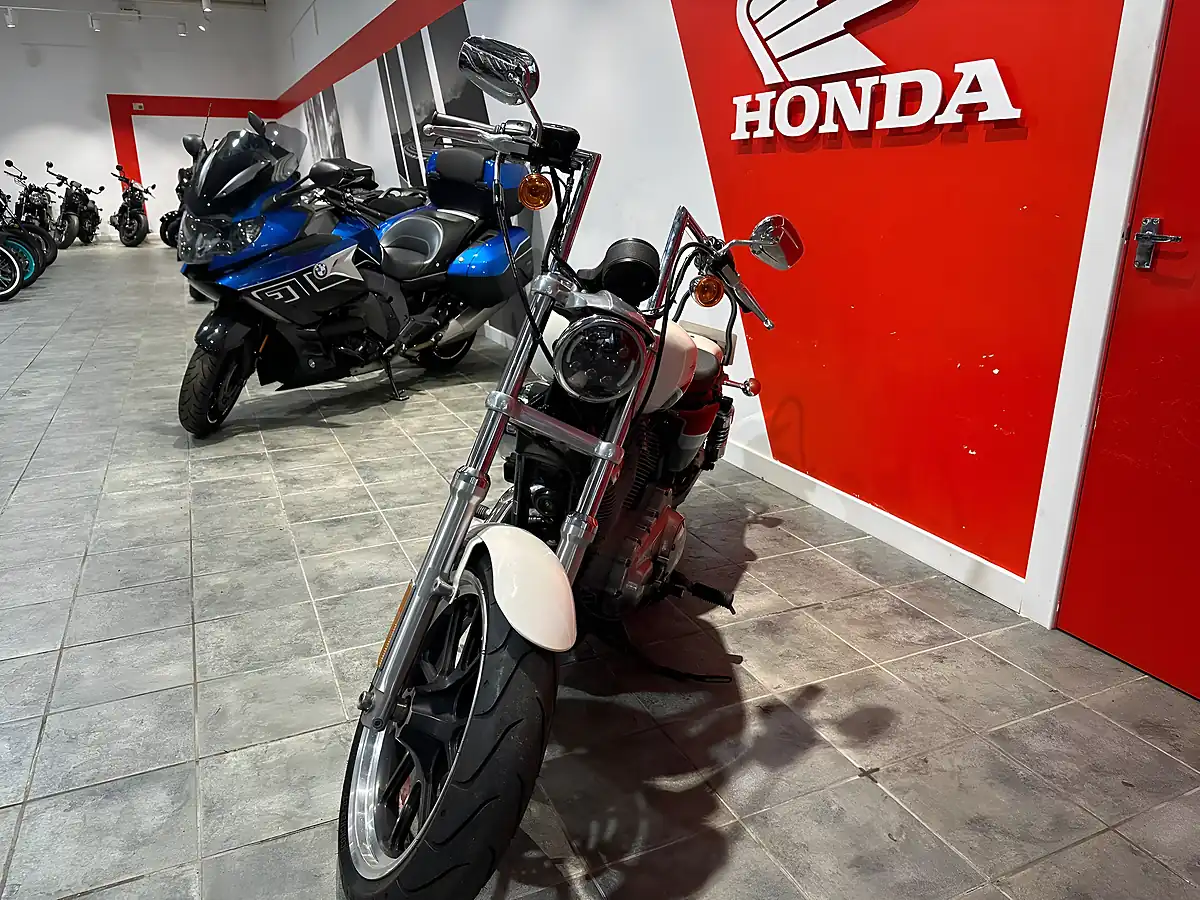 Used 2013 Harley-Davidson Sportster Superlow White - Interior and Exterior details 4