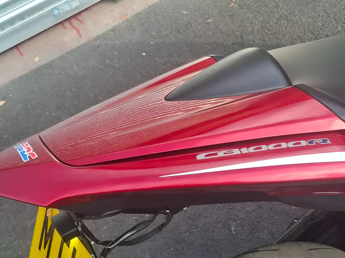 Used 2013 Honda Cb 1000R White - Interior and Exterior details 16