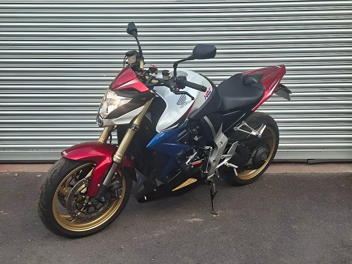 Used 2013 Honda Cb 1000R White - Interior and Exterior details 4
