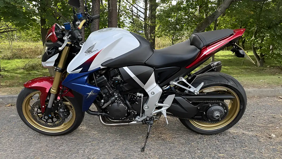 Used 2013 Honda CB1000R Ra-D White/Red/Blue - Interior and Exterior details 3