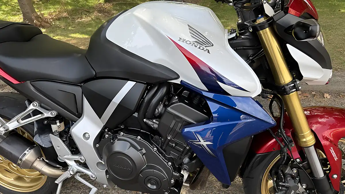 Used 2013 Honda CB1000R Ra-D White/Red/Blue - Interior and Exterior details 7