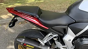 Used 2013 Honda CB1000R Ra-D White/Red/Blue - Interior and Exterior details 9