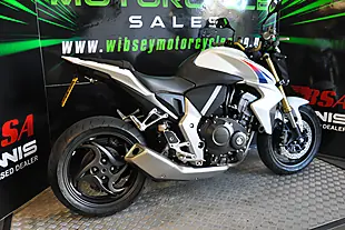 Used 2013 Honda CB1000R White - Interior and Exterior details 13