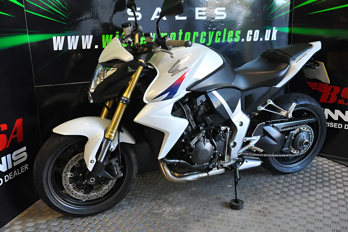 Used 2013 Honda CB1000R White - Interior and Exterior details 2