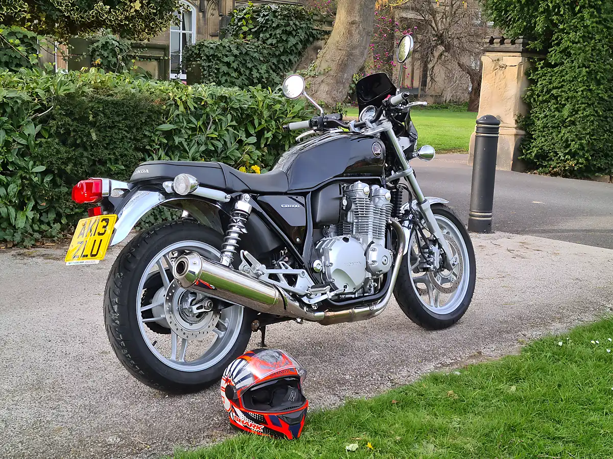 Used 2013 Honda CB1100 Black - Interior and Exterior details 5