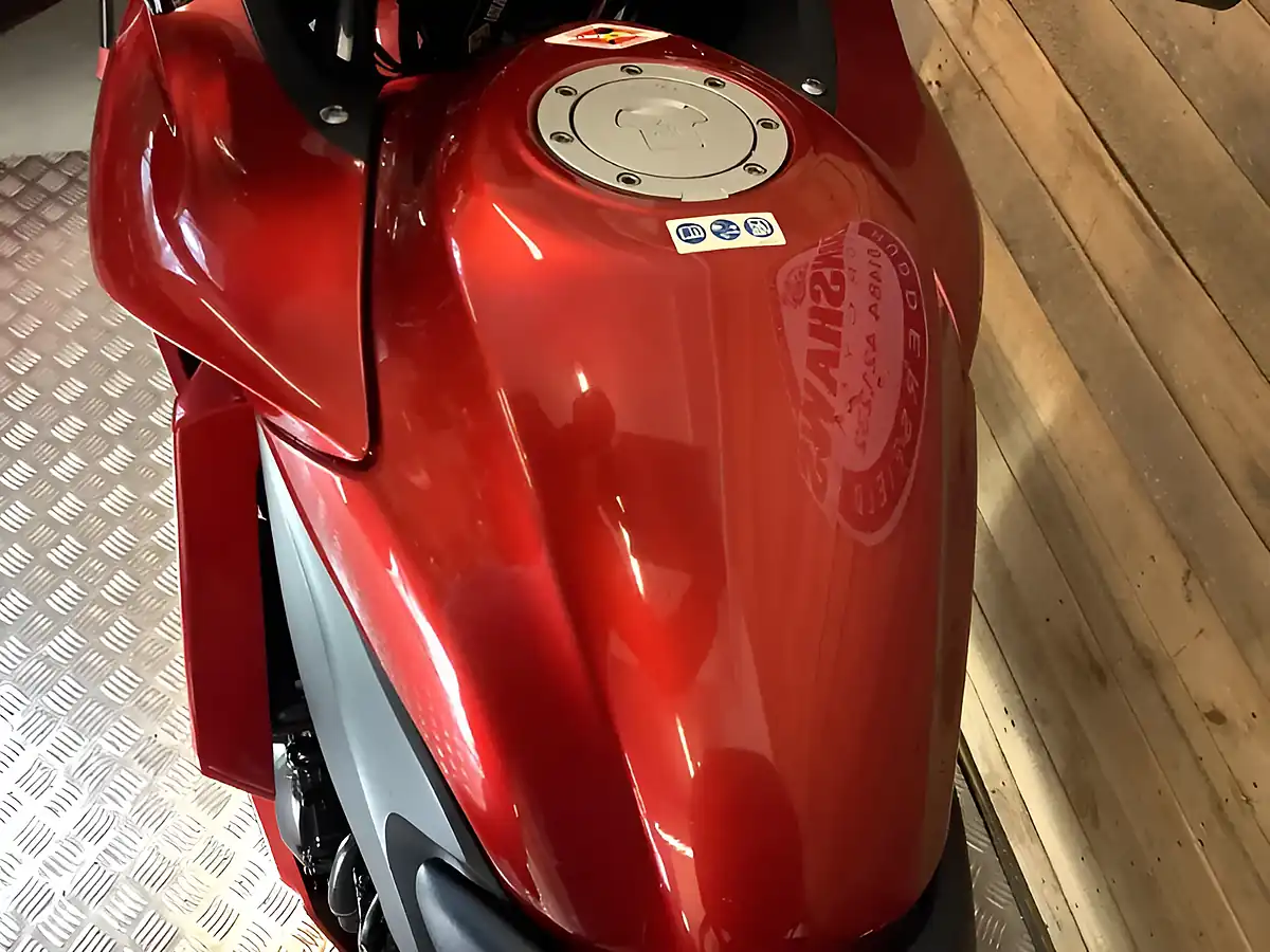 Used 2013 Honda Cbf GT Red - Interior and Exterior details 12