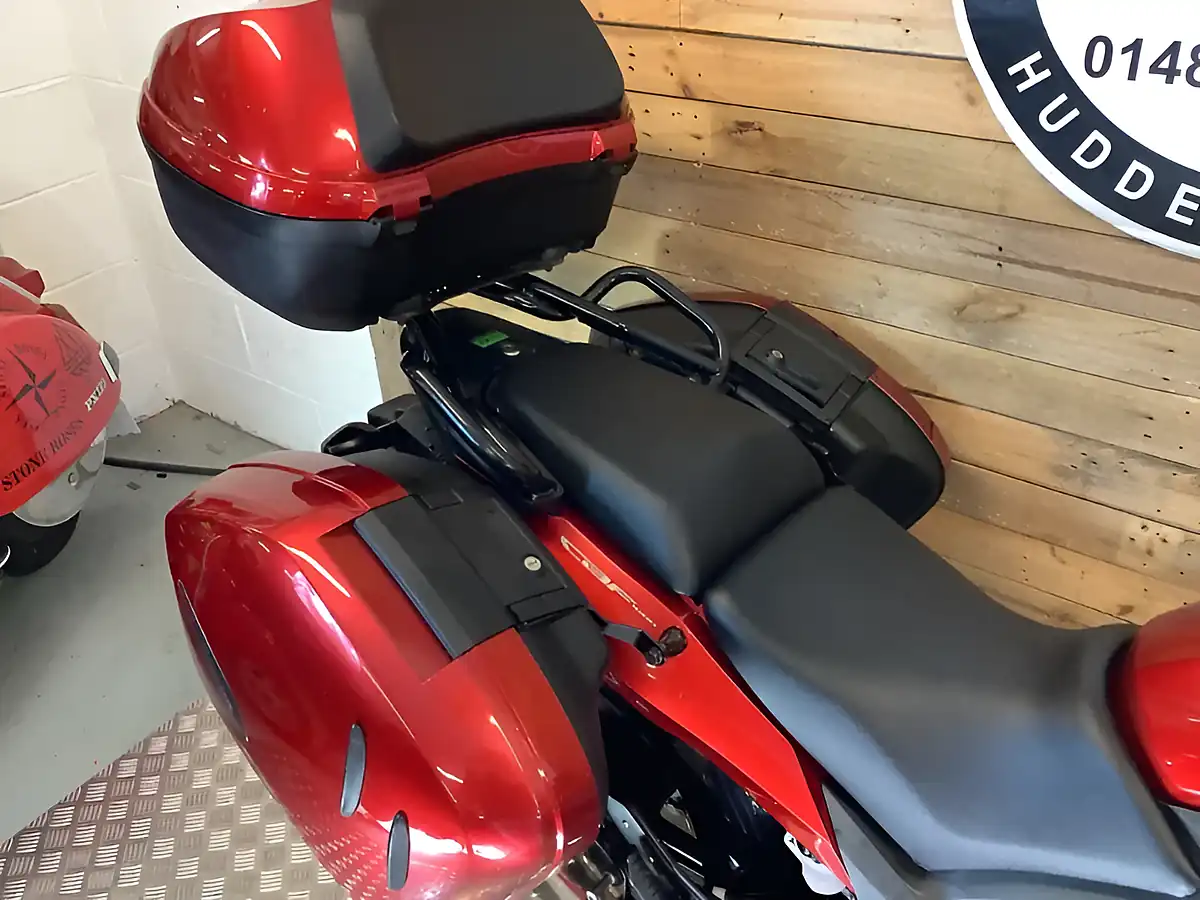 Used 2013 Honda Cbf GT Red - Interior and Exterior details 13
