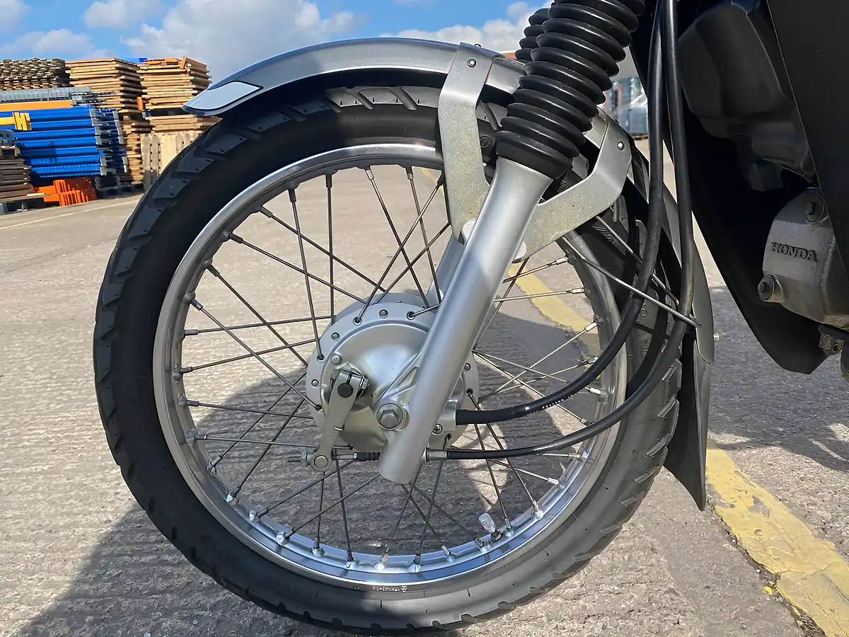 Used 2013 Honda cc110 Grey - Interior and Exterior details 13
