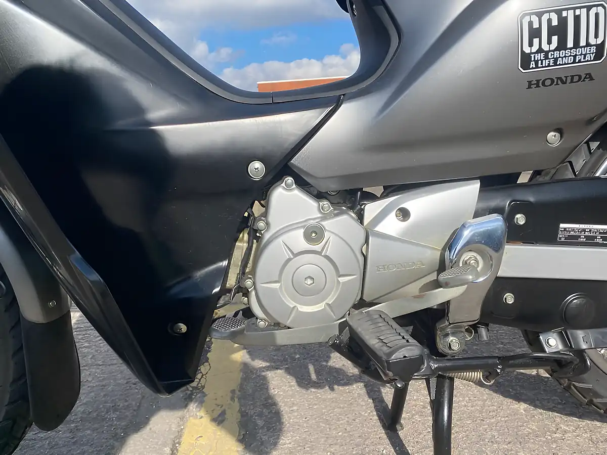 Used 2013 Honda cc110 Grey - Interior and Exterior details 17