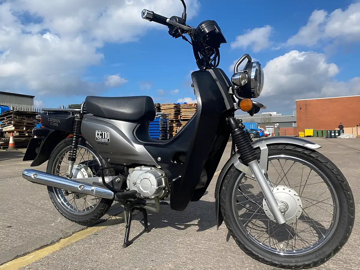 Used 2013 Honda cc110 Grey - Interior and Exterior details 3