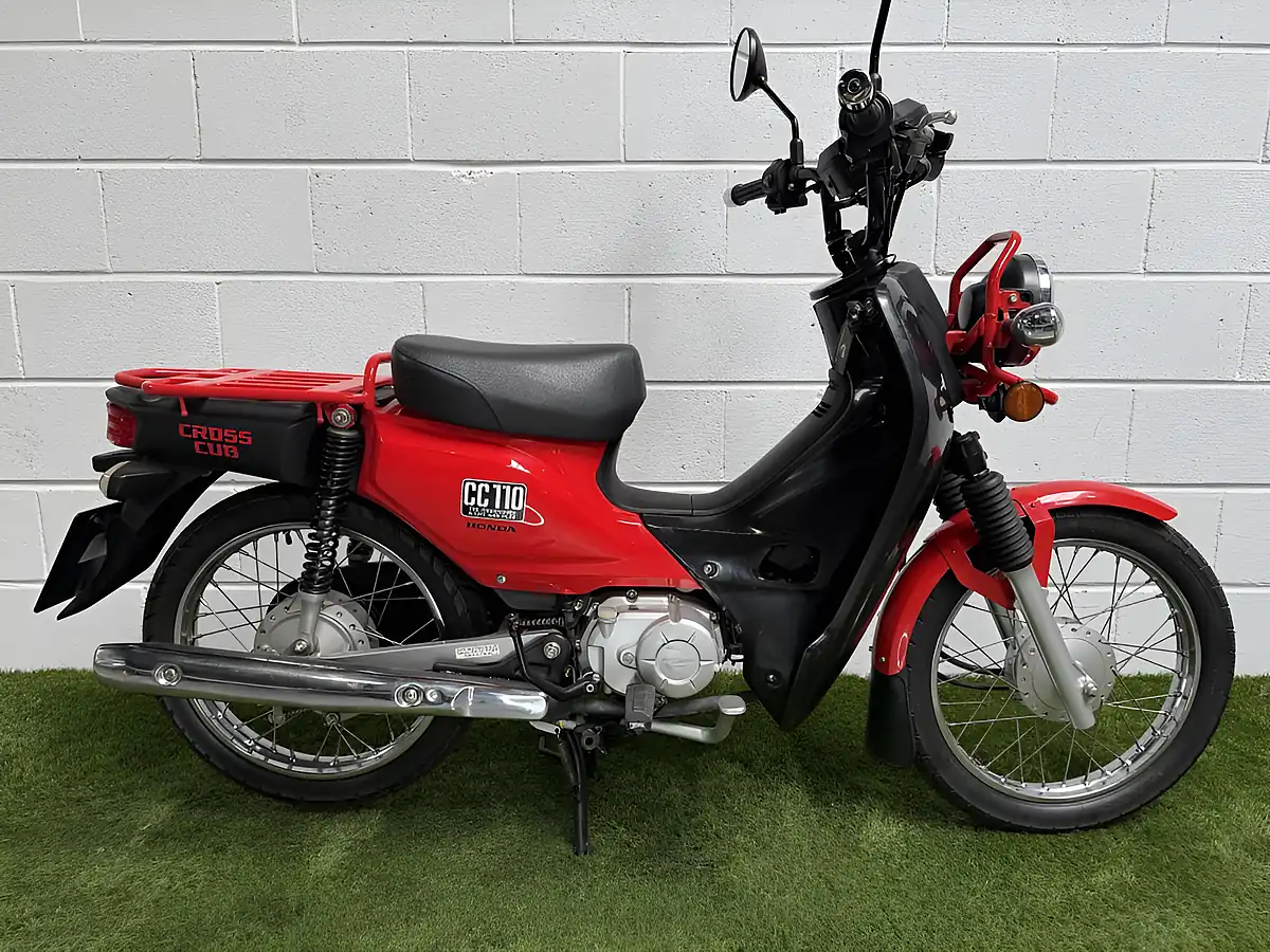 Used 2013 Honda CC110 Red - Front View