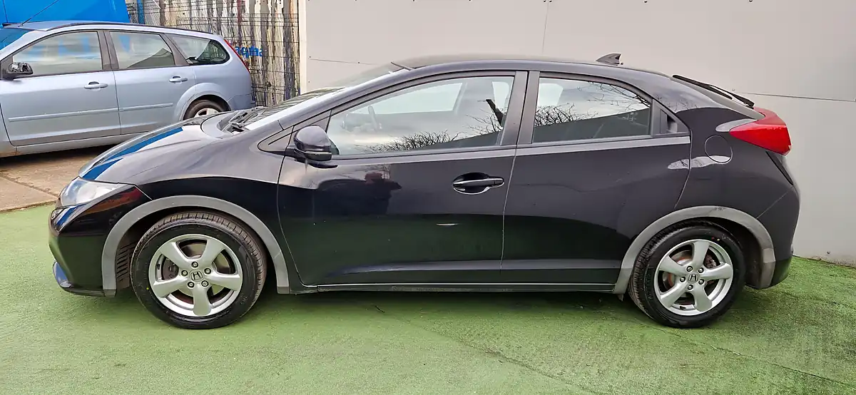 Used 2013 Honda Civic Es Black - Interior and Exterior details 8