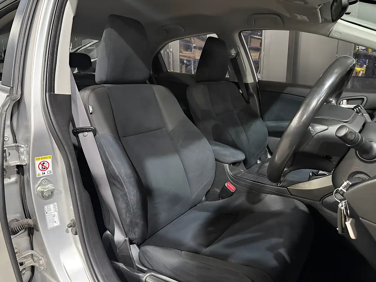Used 2013 Honda Civic Es-T Silver - Interior and Exterior details 11