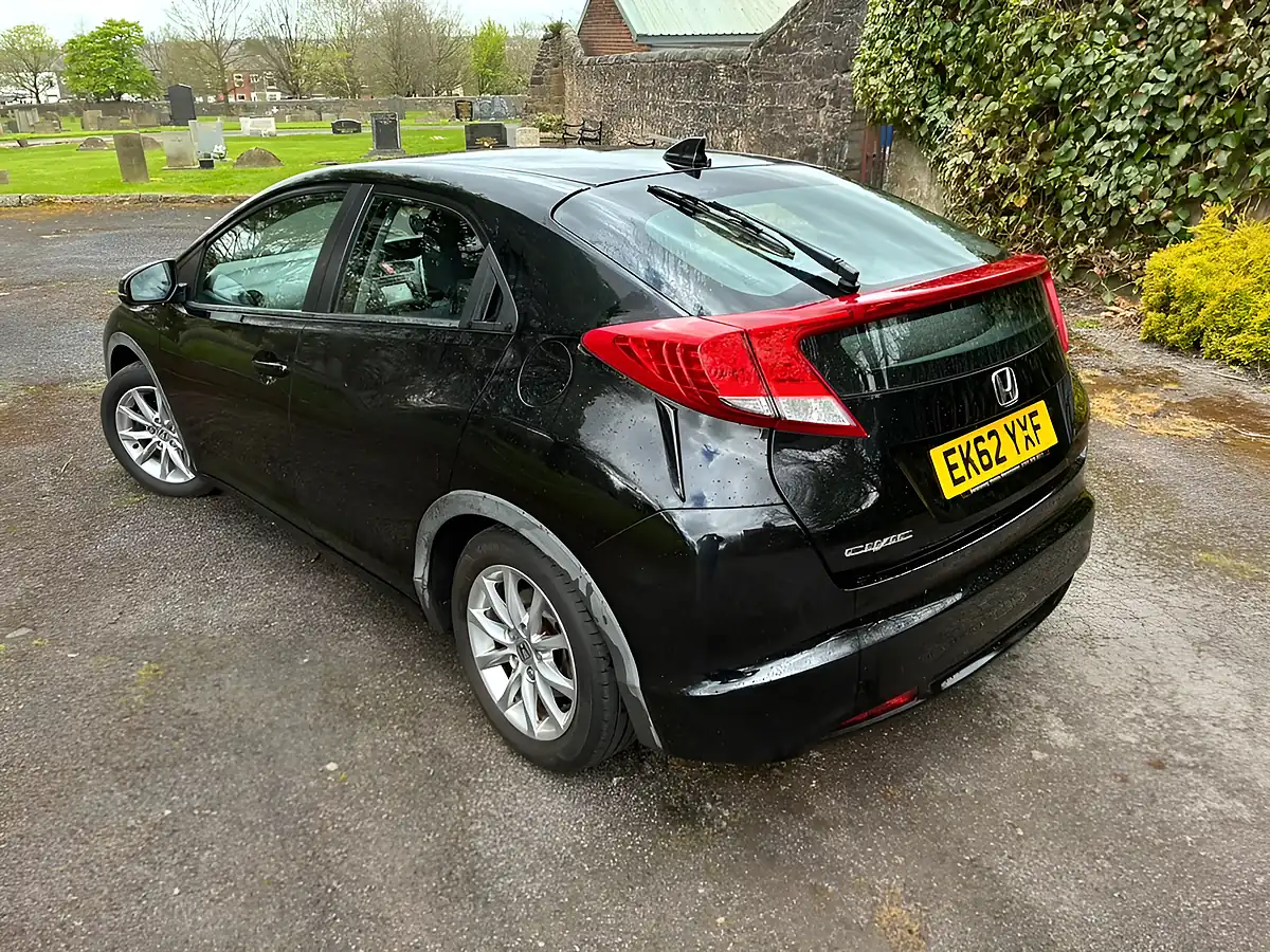 Used 2013 Honda Civic Se-T Black - Interior and Exterior details 17
