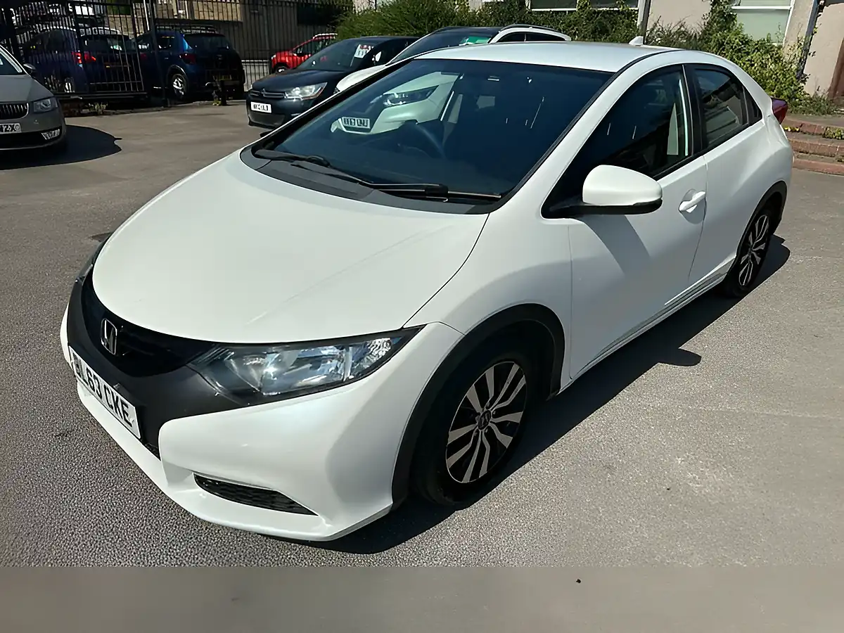 Used 2013 Honda Civic Se-T White - Interior and Exterior details 10
