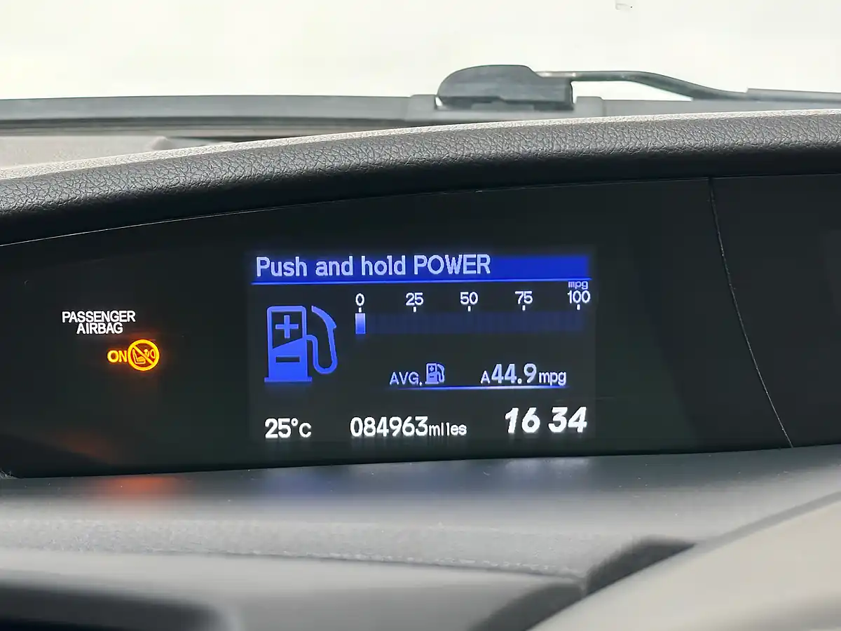 Used 2013 Honda Civic Se White - Interior and Exterior details 12