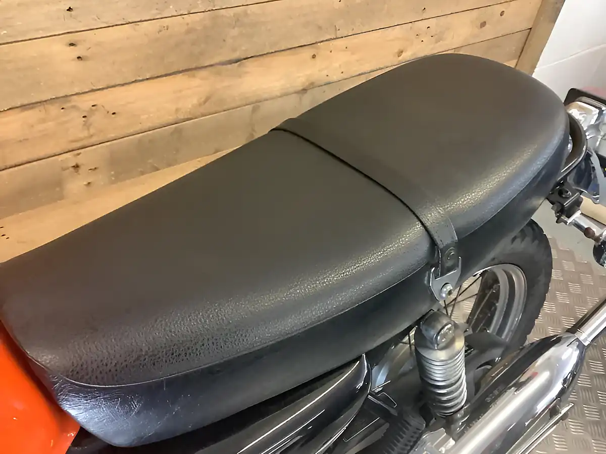 Used 2013 Honda CL400 Orange - Interior and Exterior details 13