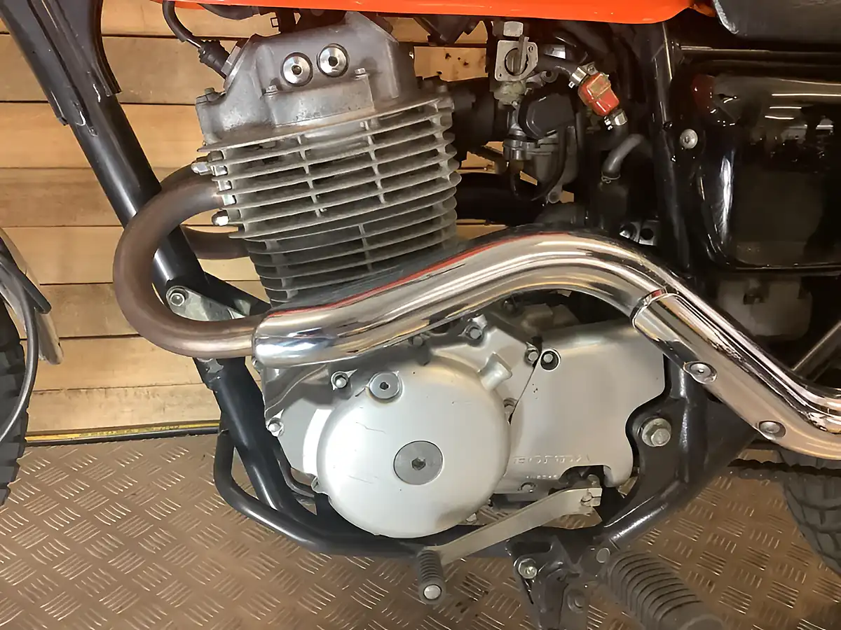 Used 2013 Honda CL400 Orange - Interior and Exterior details 18