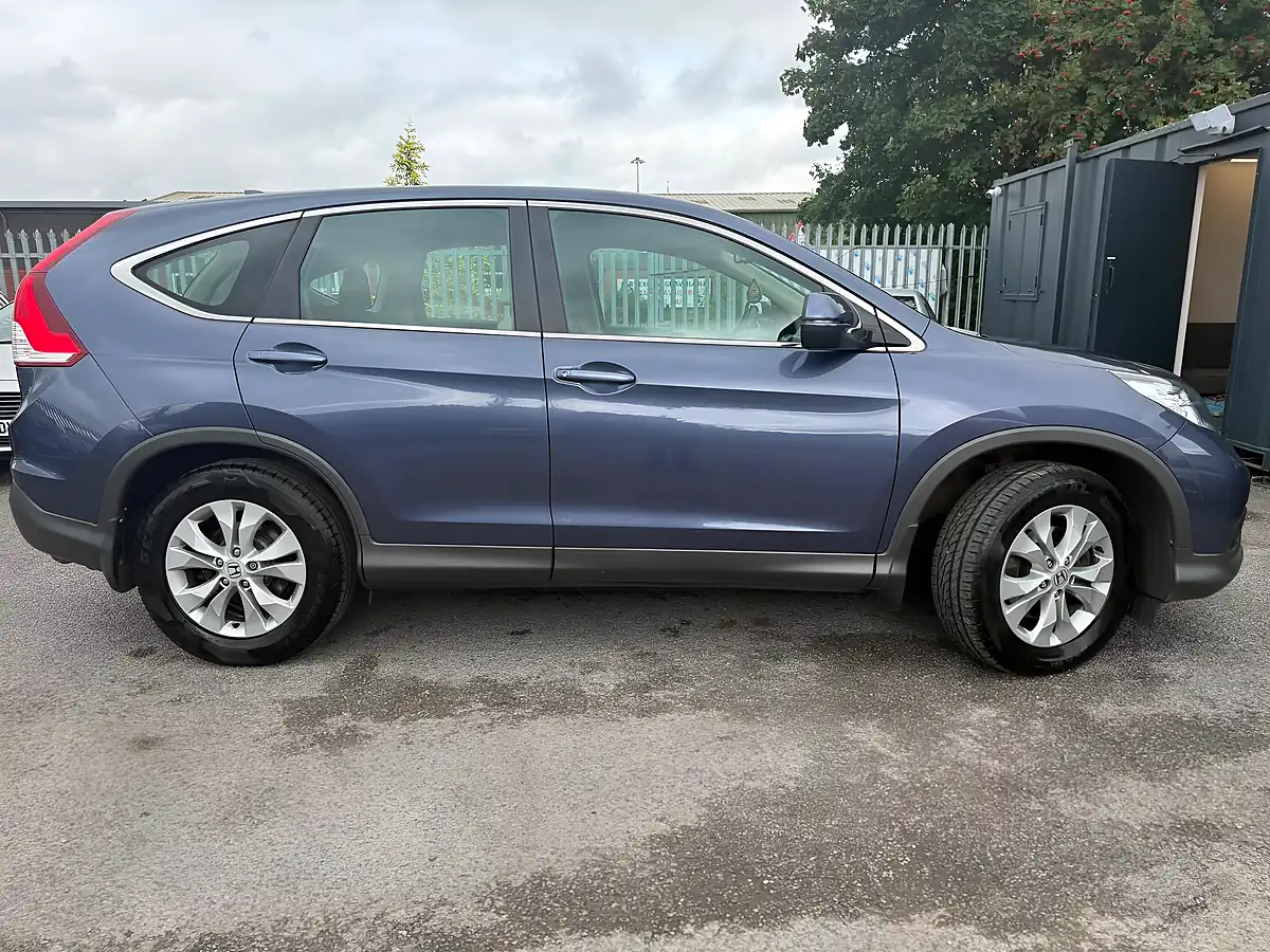 Used 2013 Honda Cr-V Se 4WD Blue - Interior and Exterior details 8