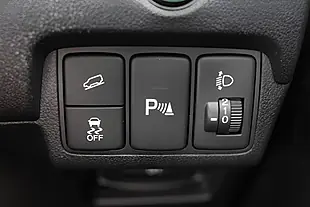Used 2013 Honda Cr-V Se Alabaster Silver - Interior and Exterior details 17