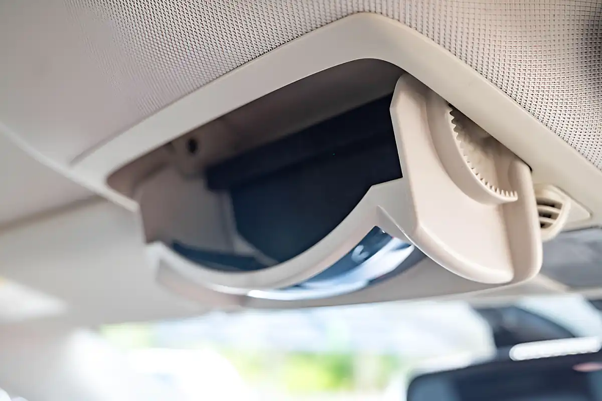 Used 2013 Honda Cr-V Se Alabaster Silver - Interior and Exterior details 18