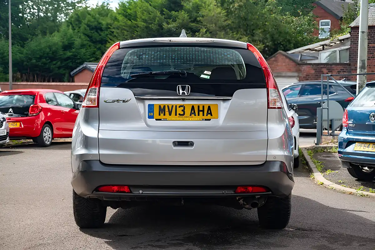 Used 2013 Honda Cr-V Se Alabaster Silver - Interior and Exterior details 7