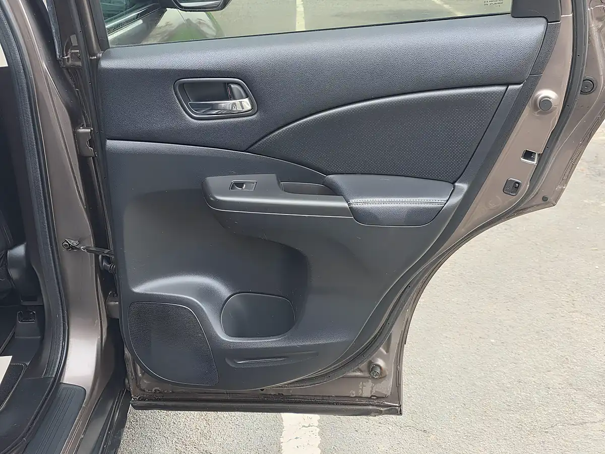 Used 2013 Honda Cr-V Sr Brown - Interior and Exterior details 12