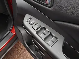 Used 2013 Honda Cr-V Sr Red - Interior and Exterior details 16