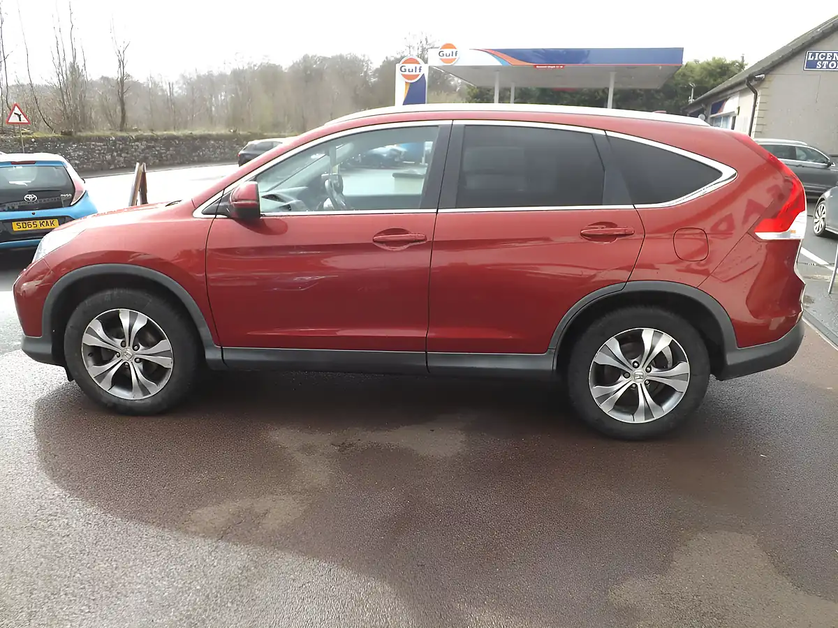 Used 2013 Honda Cr-V Sr Red - Interior and Exterior details 4