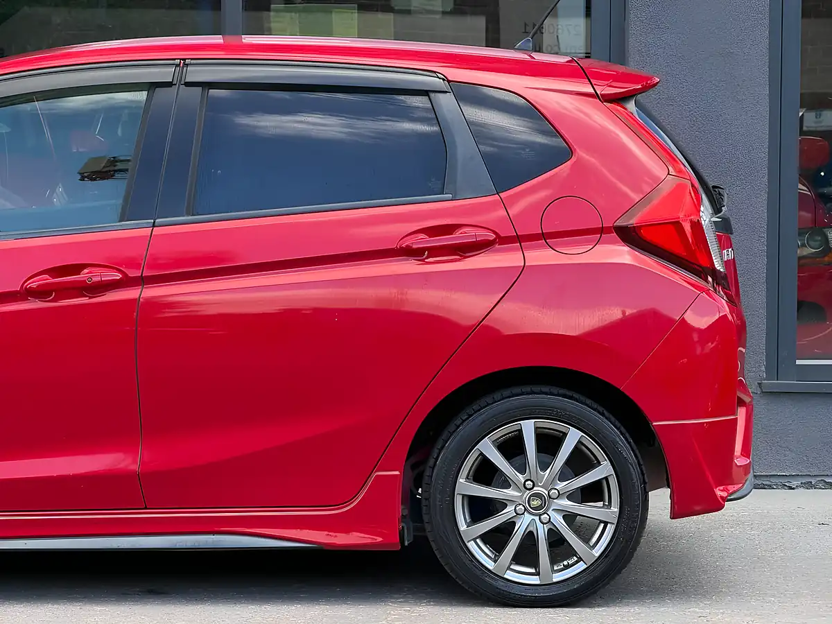Used 2013 Honda Fit Mugen Red - Interior and Exterior details 11