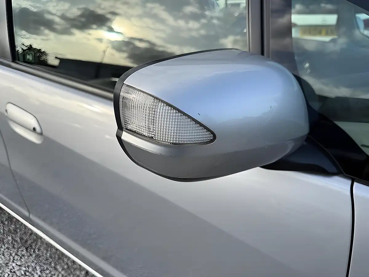 Used 2013 Honda Fit Silver - Interior and Exterior details 18
