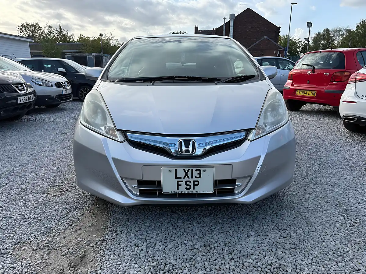 Used 2013 Honda Fit Silver - Interior and Exterior details 2