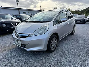 Used 2013 Honda Fit Silver - Interior and Exterior details 3