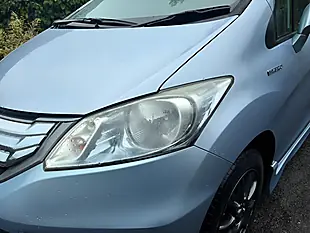 Used 2013 Honda Freed Blue - Interior and Exterior details 15