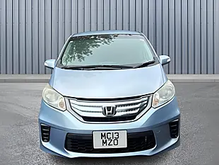 Used 2013 Honda Freed Blue - Interior and Exterior details 2