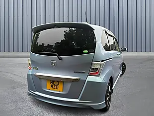 Used 2013 Honda Freed Blue - Interior and Exterior details 6