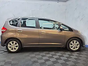Used 2013 Honda Jazz Es Brown - Interior and Exterior details 10