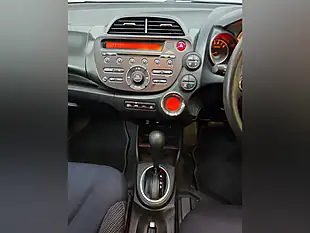 Used 2013 Honda Jazz Es Brown - Interior and Exterior details 12