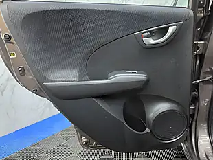 Used 2013 Honda Jazz Es Brown - Interior and Exterior details 18
