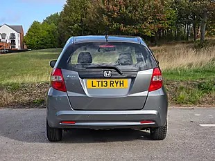 Used 2013 Honda Jazz Es Grey - Interior and Exterior details 6