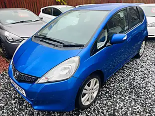 Used 2013 Honda Jazz Es Plus Blue - Interior and Exterior details 10