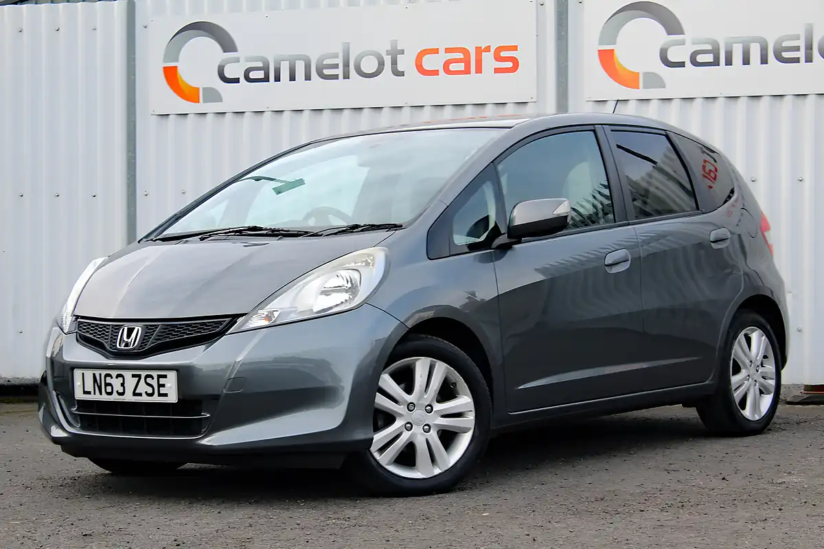 Used 2013 Honda Jazz Es Plus Grey - Interior and Exterior details 2