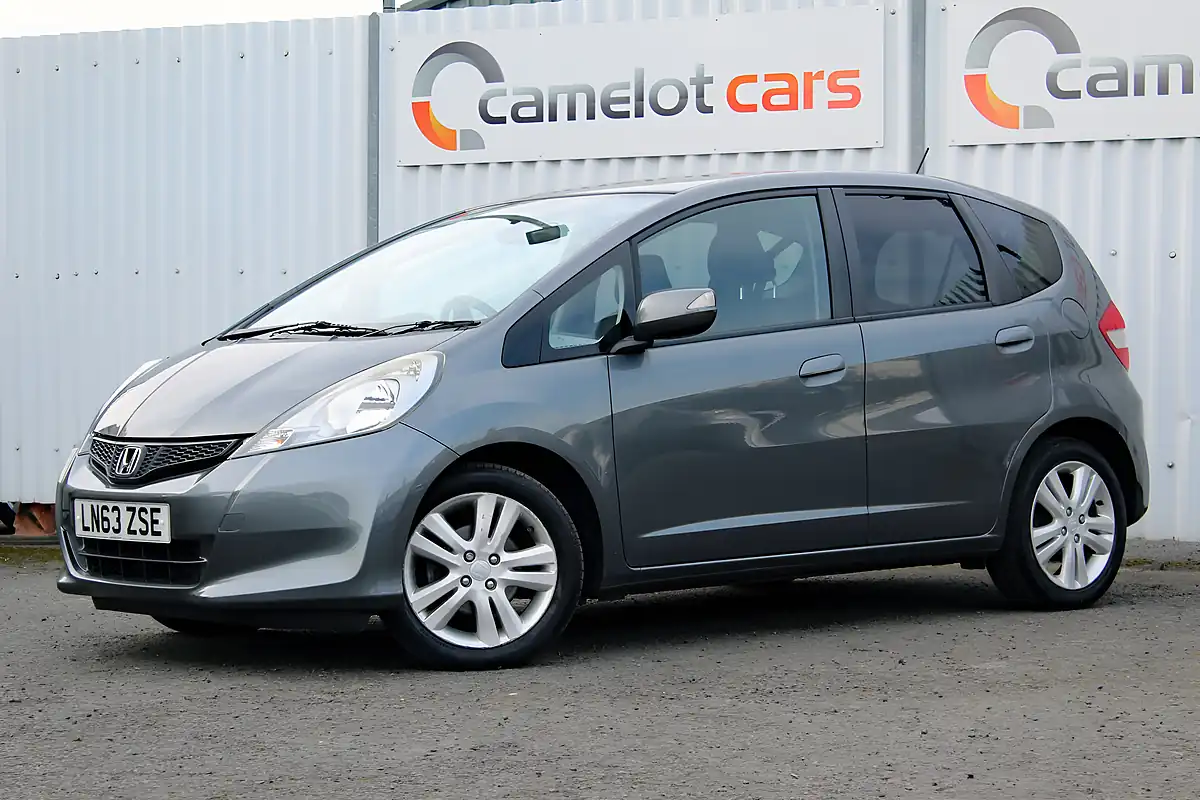 Used 2013 Honda Jazz Es Plus Grey - Interior and Exterior details 3