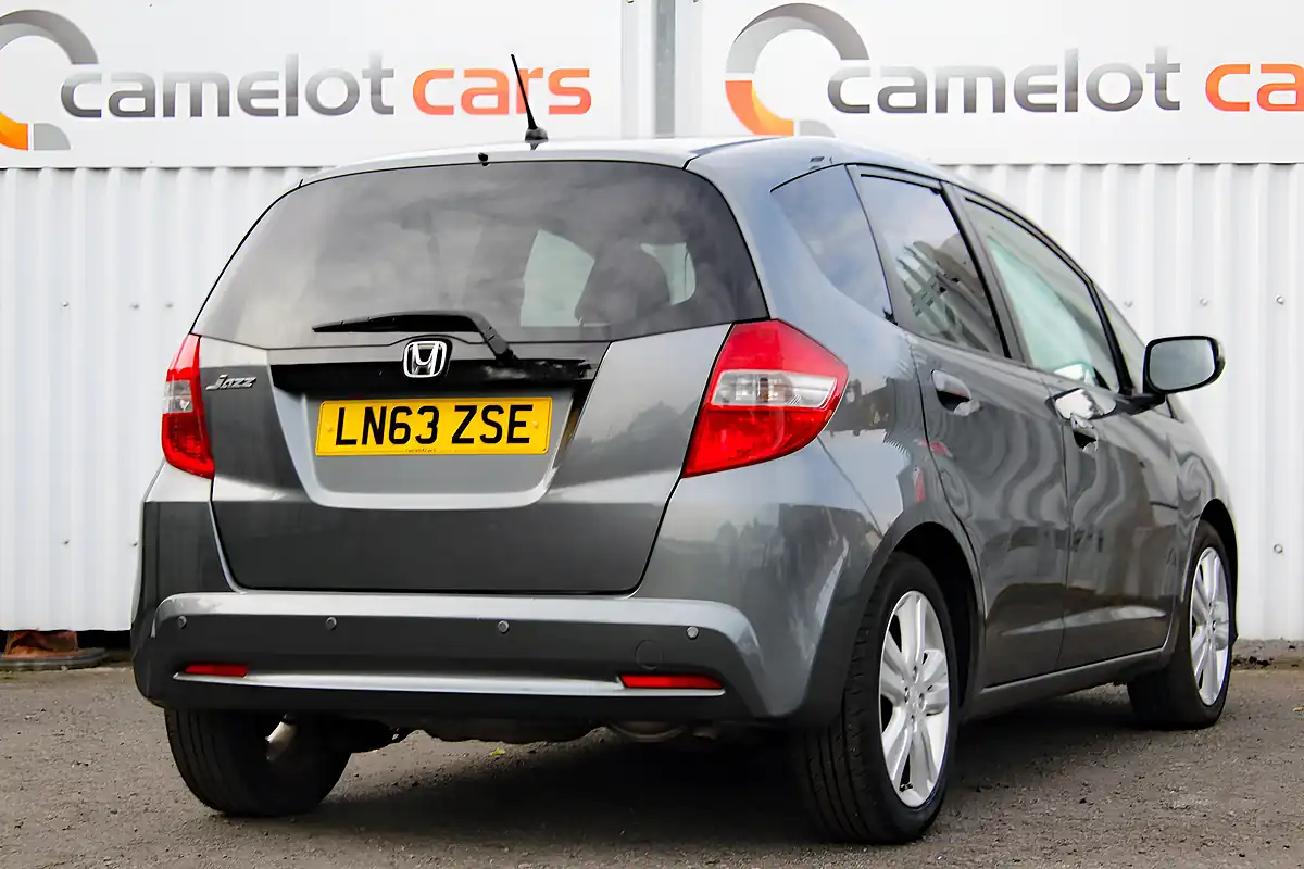 Used 2013 Honda Jazz Es Plus Grey - Interior and Exterior details 6