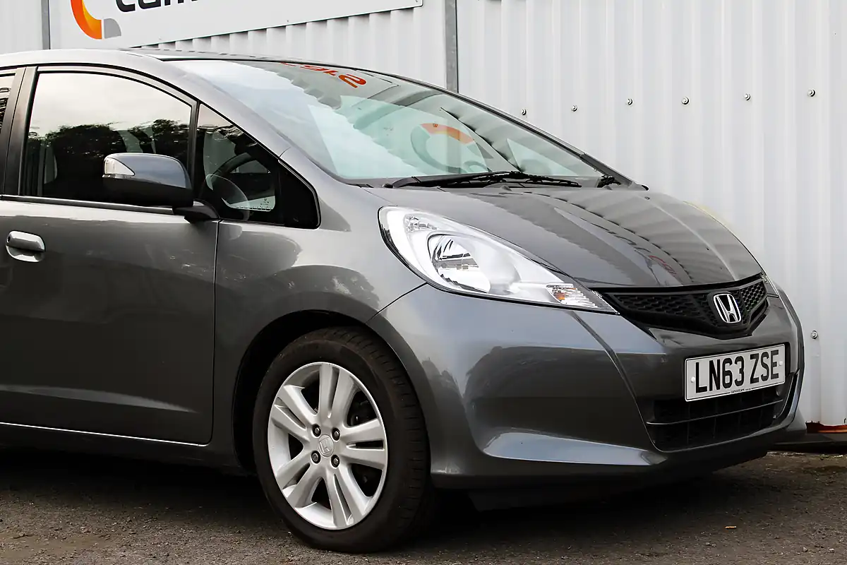 Used 2013 Honda Jazz Es Plus Grey - Interior and Exterior details 9
